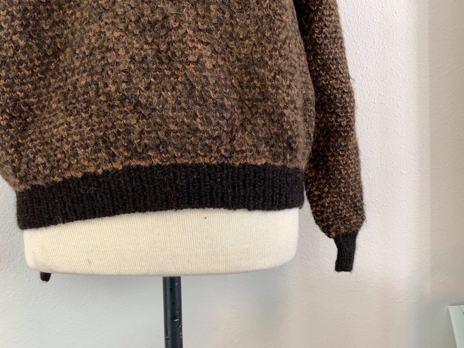 Vintage RED ROVER 100% Alpaca Sweater Hand Made Bolivia BROWN