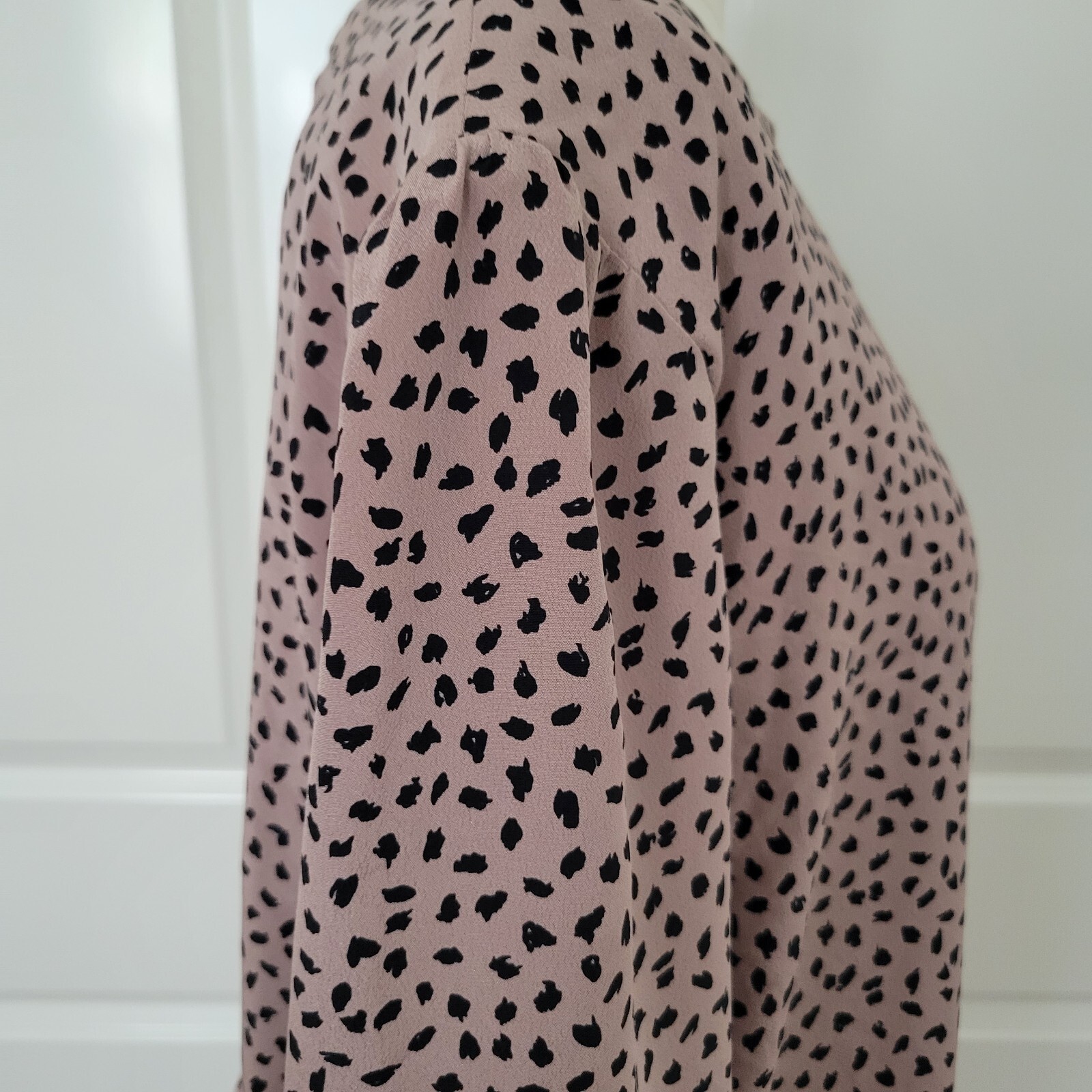 Vintage Jordan Ari Dress Leopard Print Flowy Long Sleeve Brown Pleated Size M