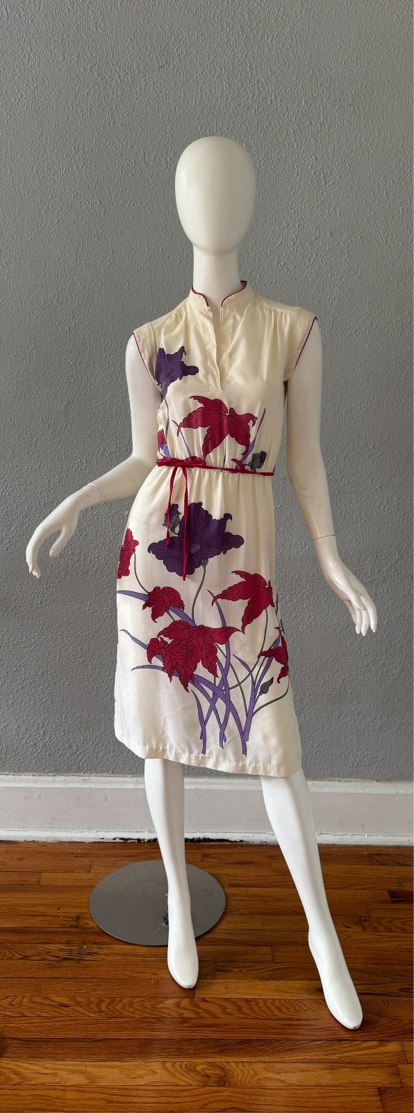 Vintage 70s Asian Inspired Mandarin Collar Floral Dress XS