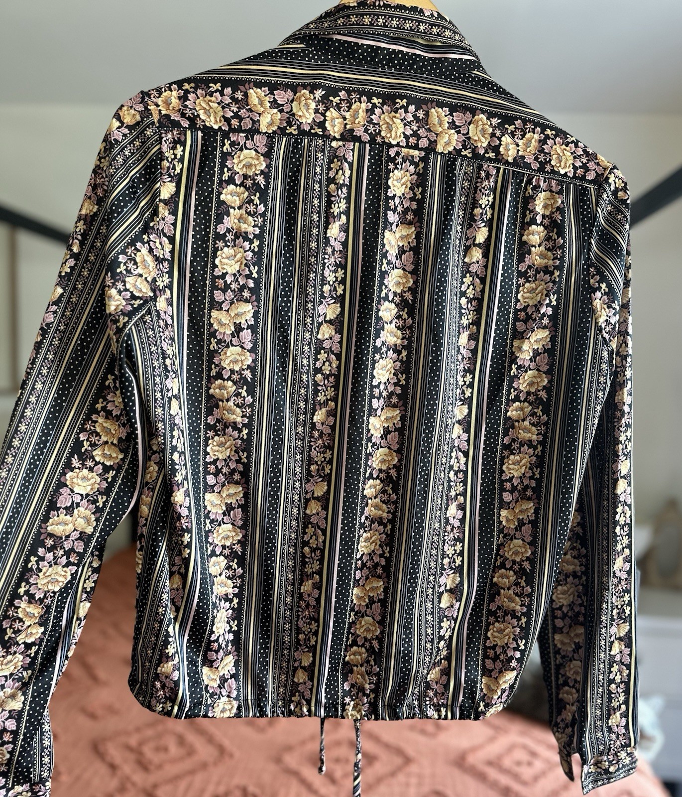 Vintage 70’s Donnkenny Size 12 Black Floral Striped Long Sleeve Tie Waist Blouse