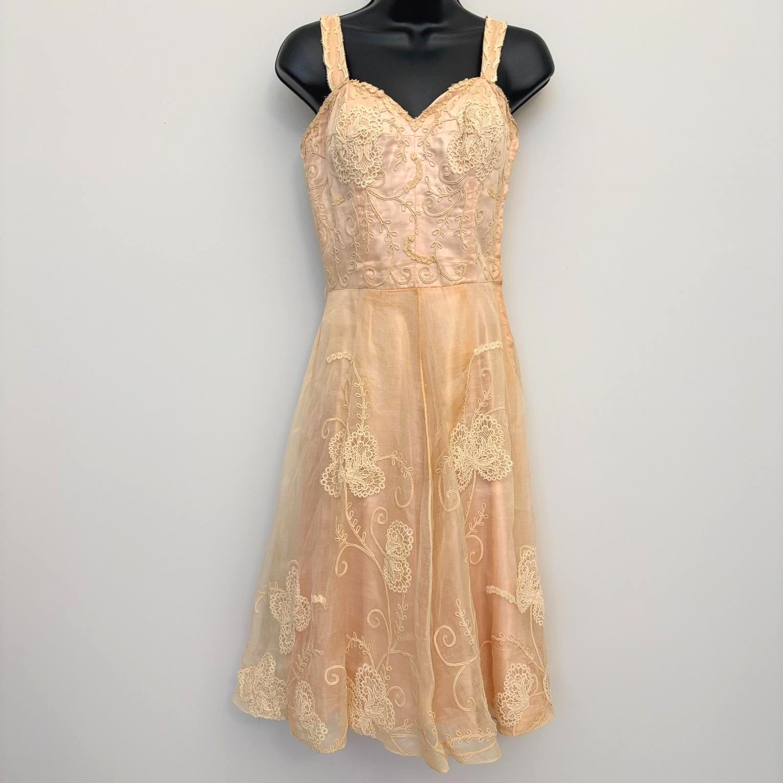 Vintage 50s Organza Lace Fit and Flare Dress Size 12 Peach Cream