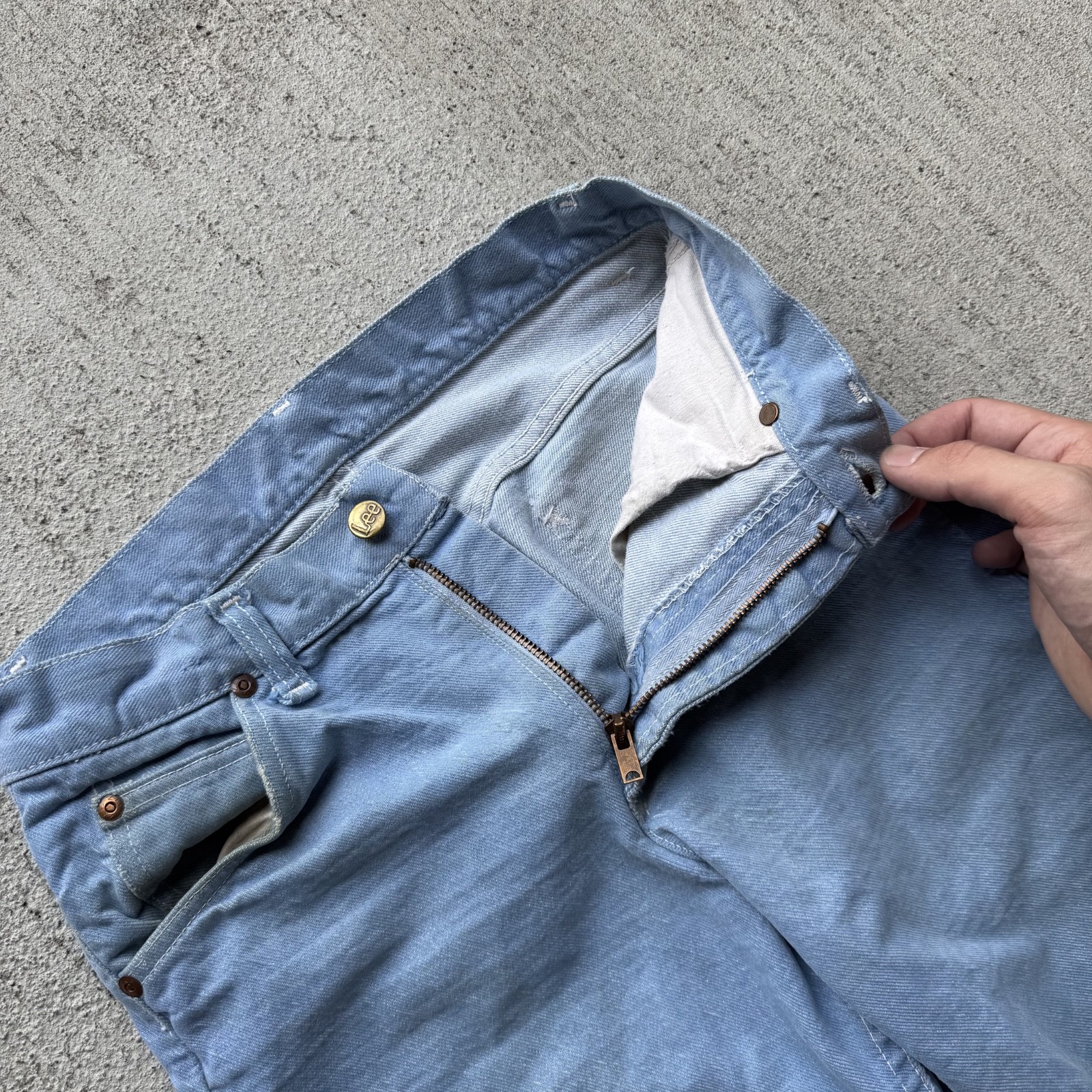 1960s Baby Blue Lee Leens Cotton Jeans 27×25