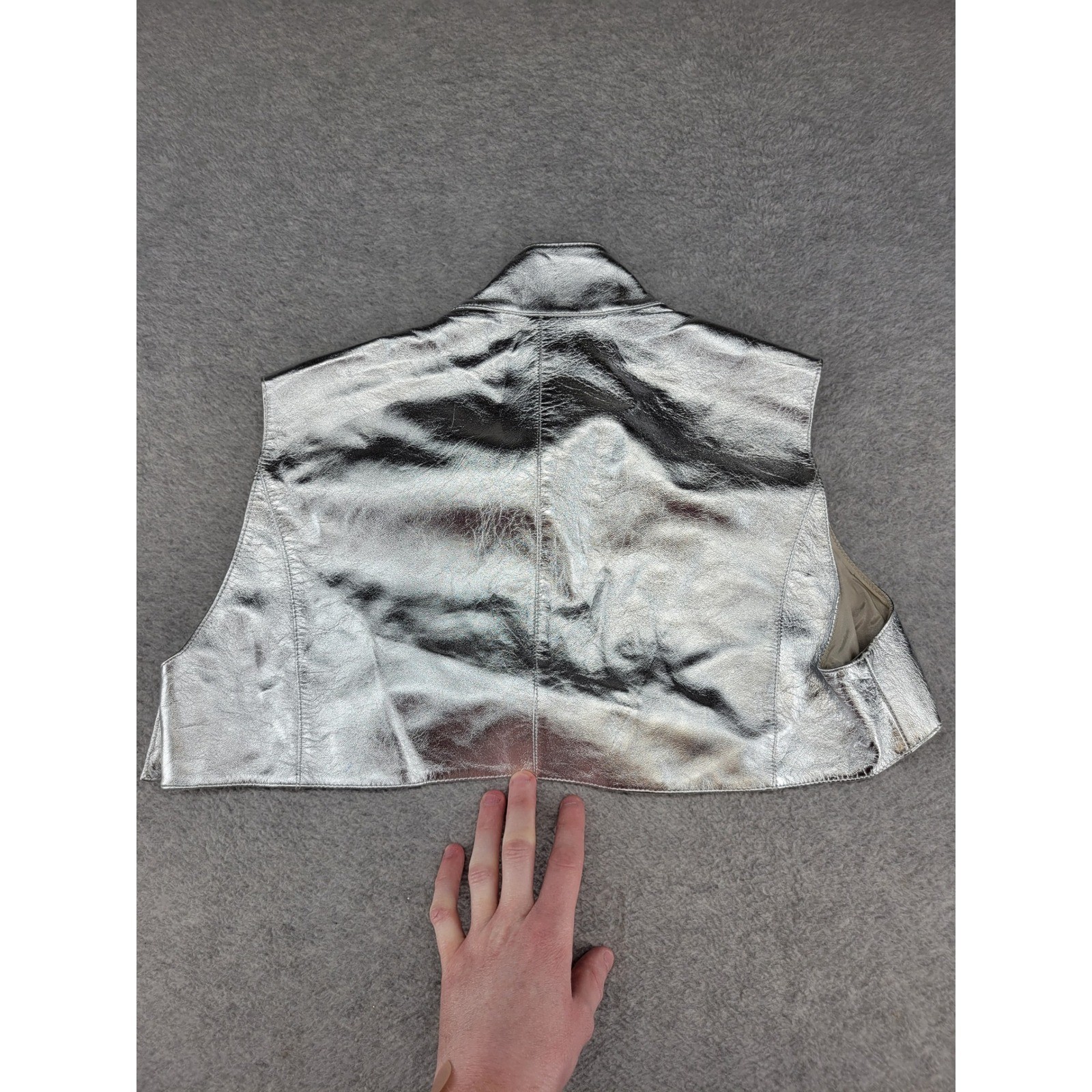 Thierry Mugler Silver Metallic Lamb Leather Yoke Cropped Vest High Neck IT 42