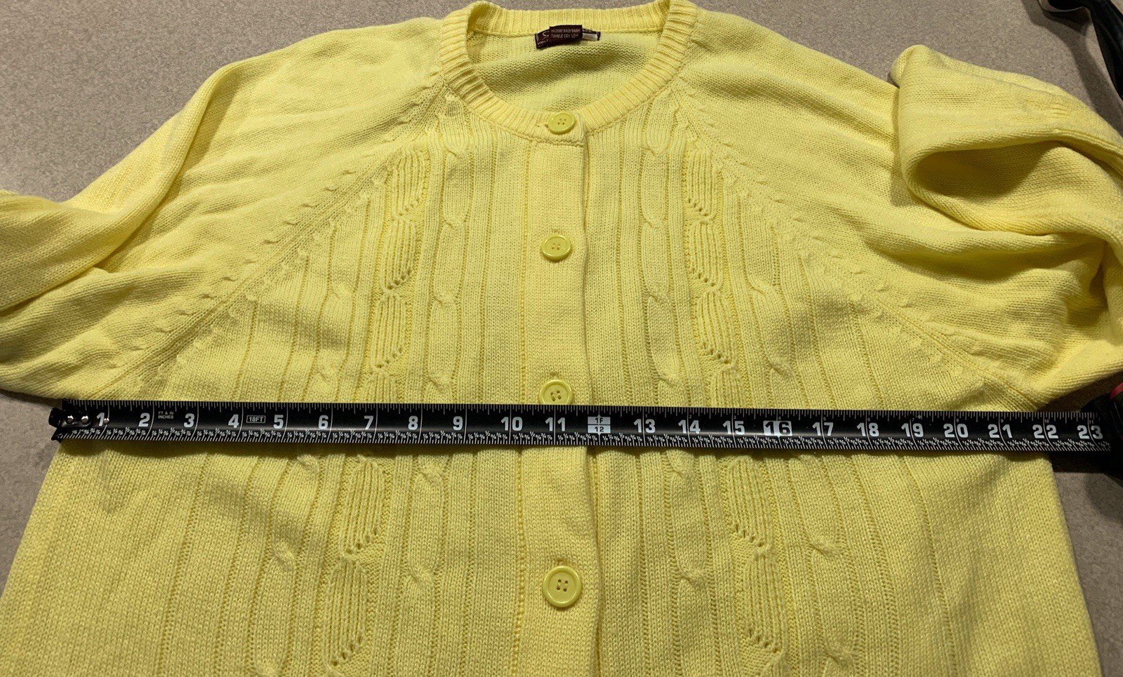 Vintage 70s Corliss Women’s 44 XL Yellow Button Up Cardigan Sweater Pockets