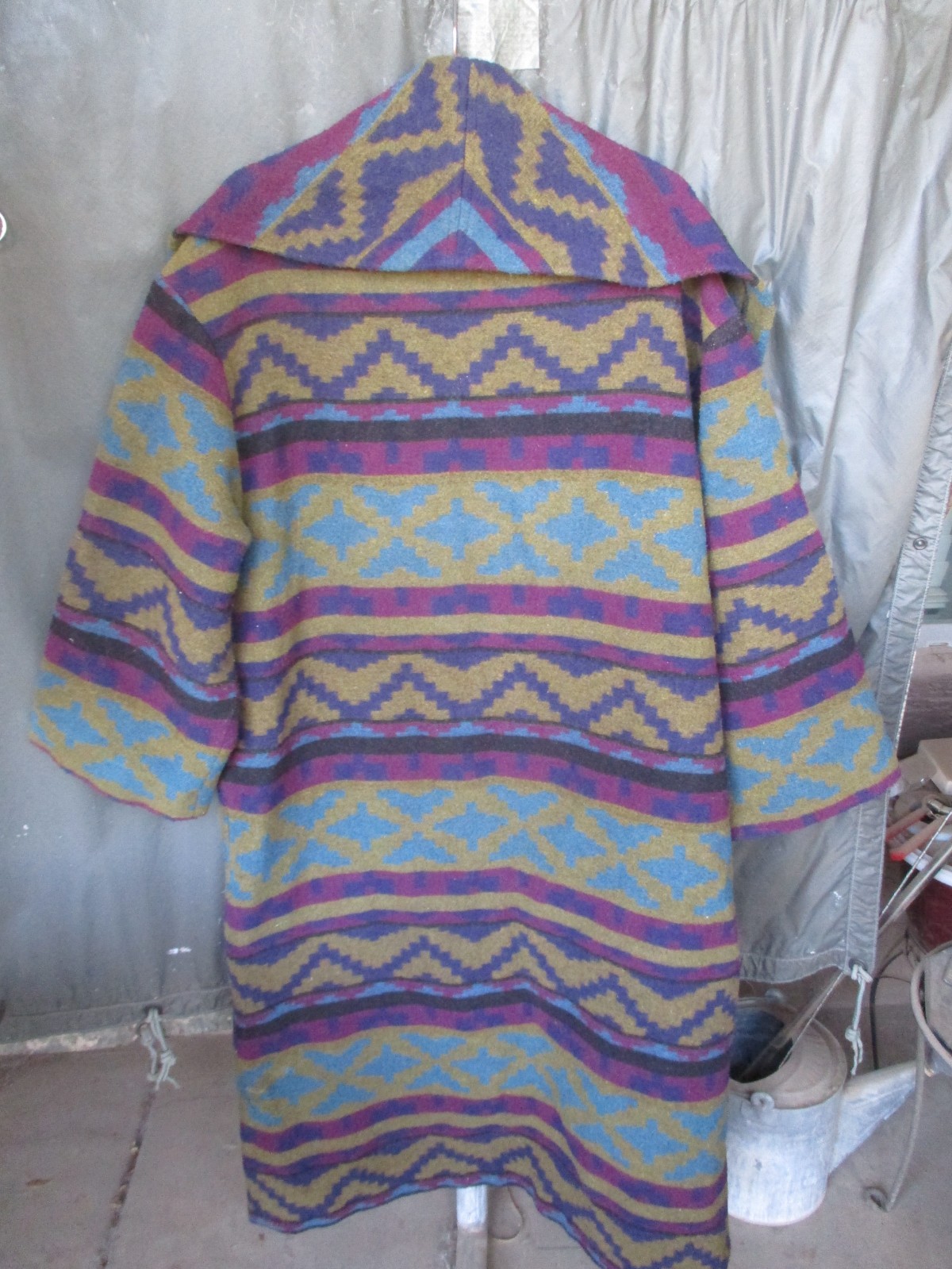 Vtg ABS, A.B.S. CALIFORNIA, Native Indian Blanket Wool Blend Robe Coat, USA made
