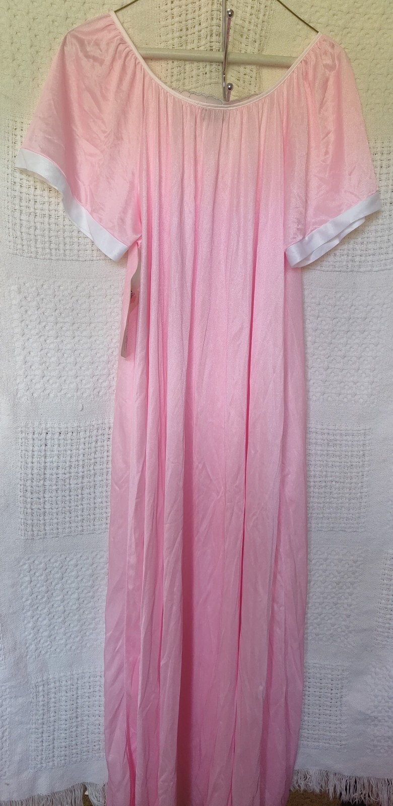 Secret Accents W/Tag Vintage Nightgown 1980’s Era Made In USA Nylon Pink Floral
