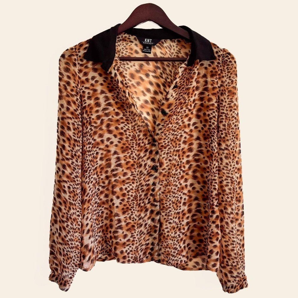 Vintage Leopard Print Button-Up Blouse
