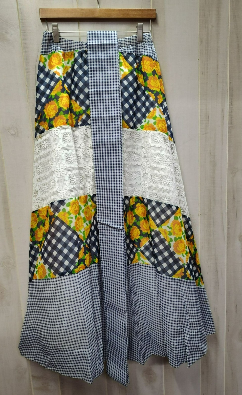 Vintage Chessa Davis Skirt w matching sash belt, Gingham, Floral, Prairie, Lined