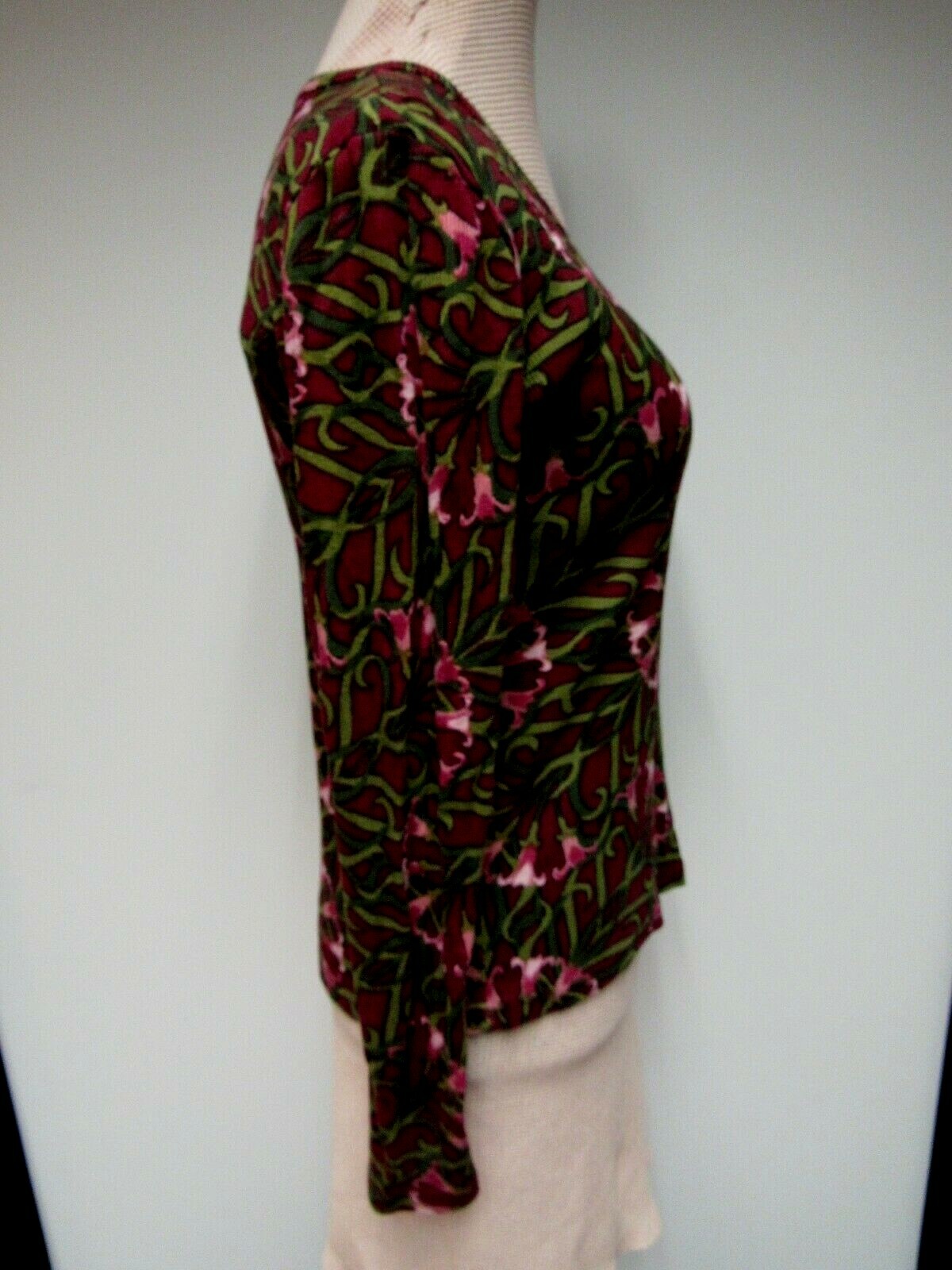 VTG ST JOHNS BAY Stretch Cotton Knit Top Lily Floral Red Wine Burgundy Pink M EU