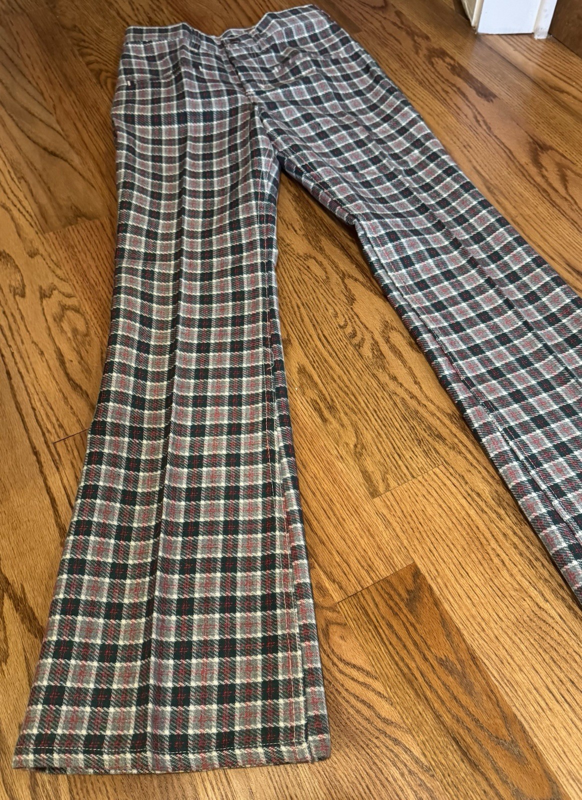 Vtg 1970s Maverick Plaid Pants XS 24×31 Green Red Checkered Bell Bottoms EUC