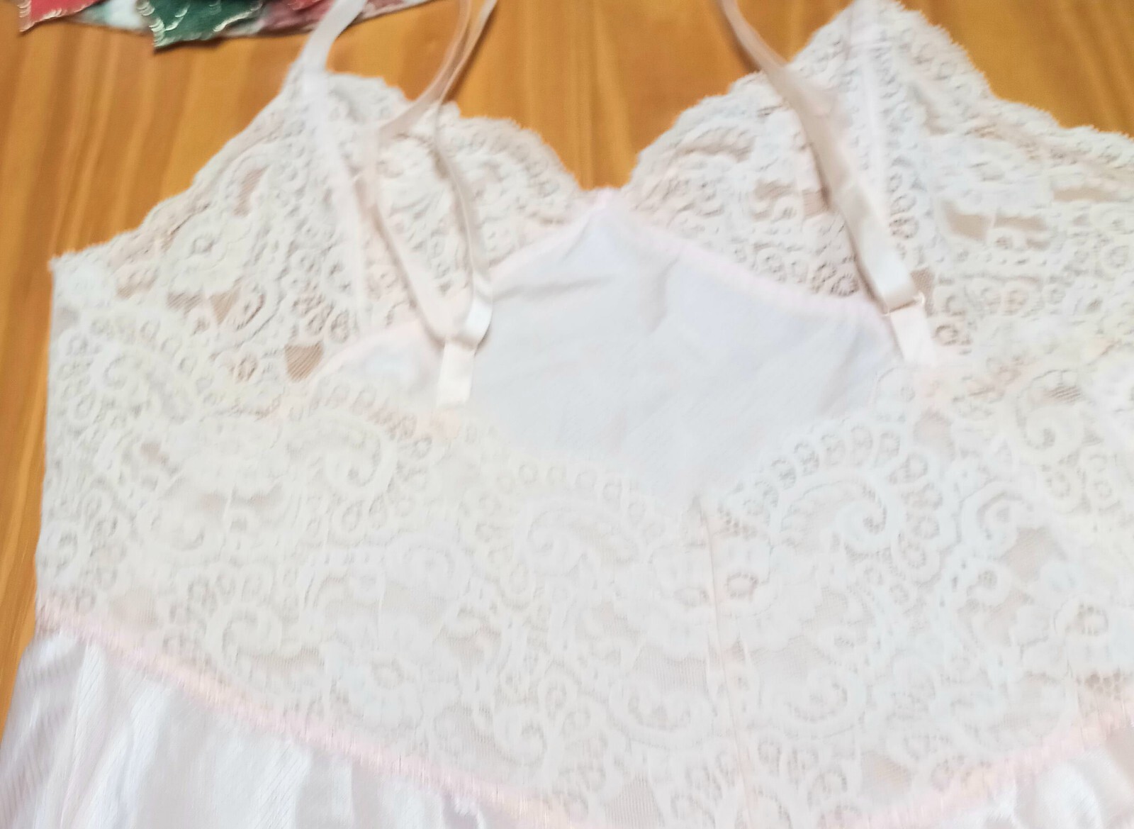 VTG „Ferrand Sanchez” by Vanity Fair Blush Silky Lace PEiGNOIR SET