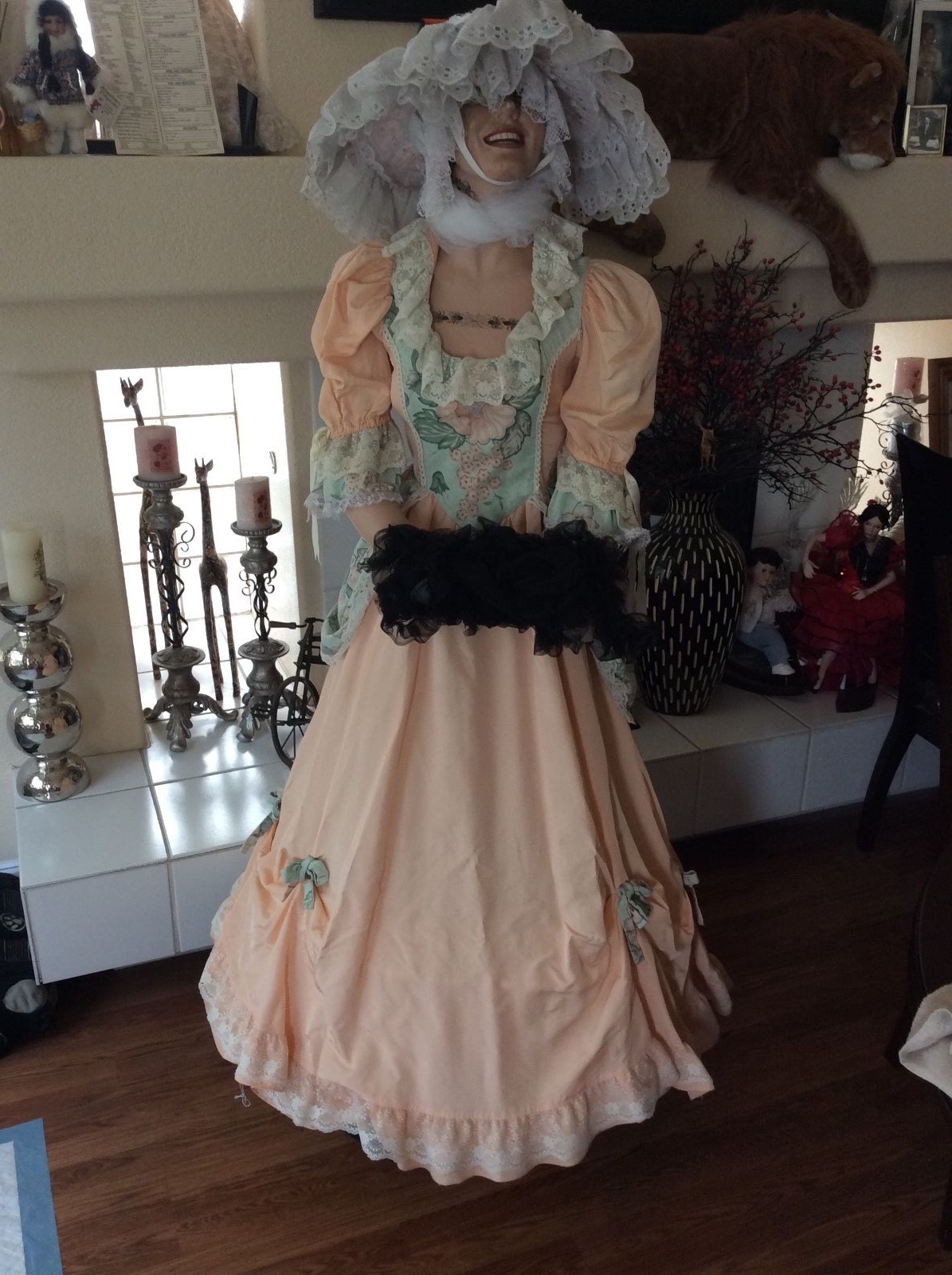 Victorian/Martha Wash,Paris costume1700/1800/$1200 HMade f/ universal studios/Sm