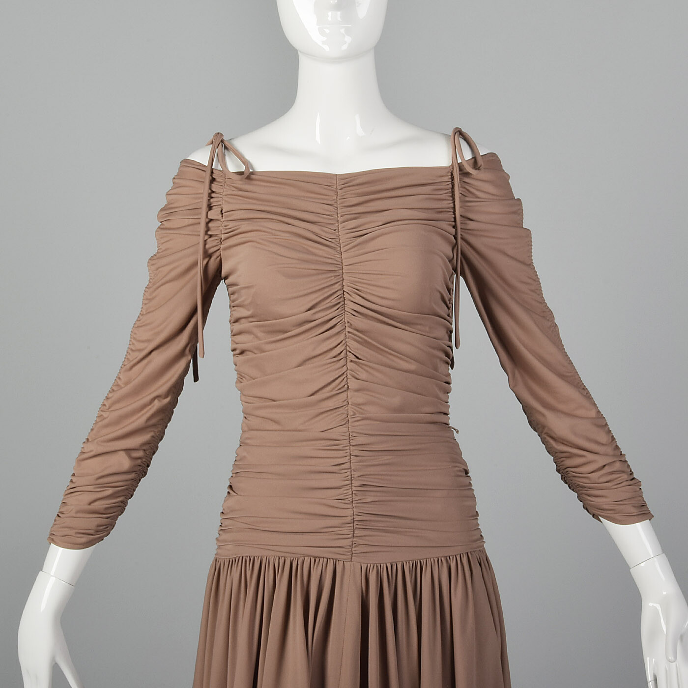 XS Frank Usher Golden Touch 1970s Dress Vintage Off Shoulder 70s Toffee Brown