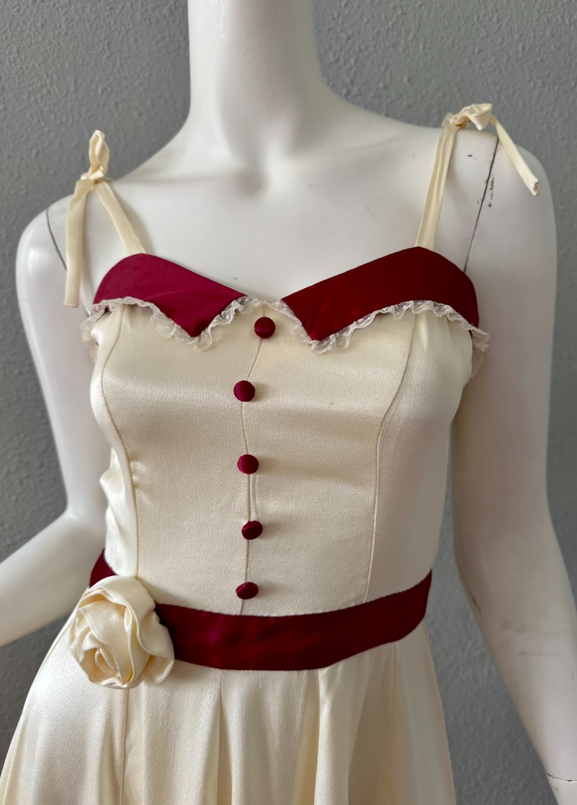 Vintage 40s Satin Ivory Full Sweep Formal Wedding Gown Dress XXS