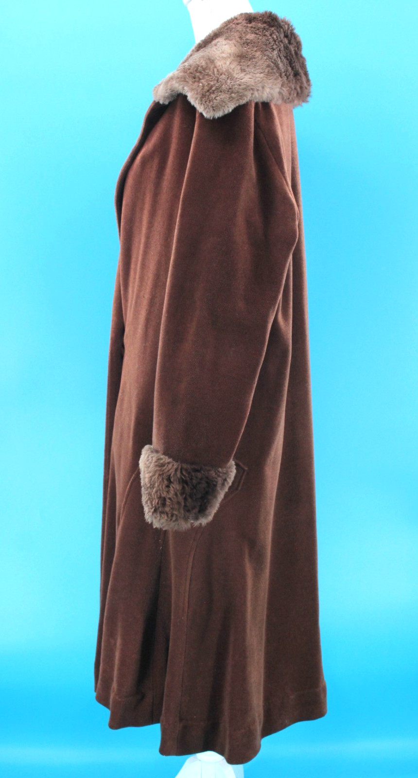 VTG Women’s 30s Brown Wool Coat W/ Fur Trim Collar & Sleeve Cuffs Sz M 1930s