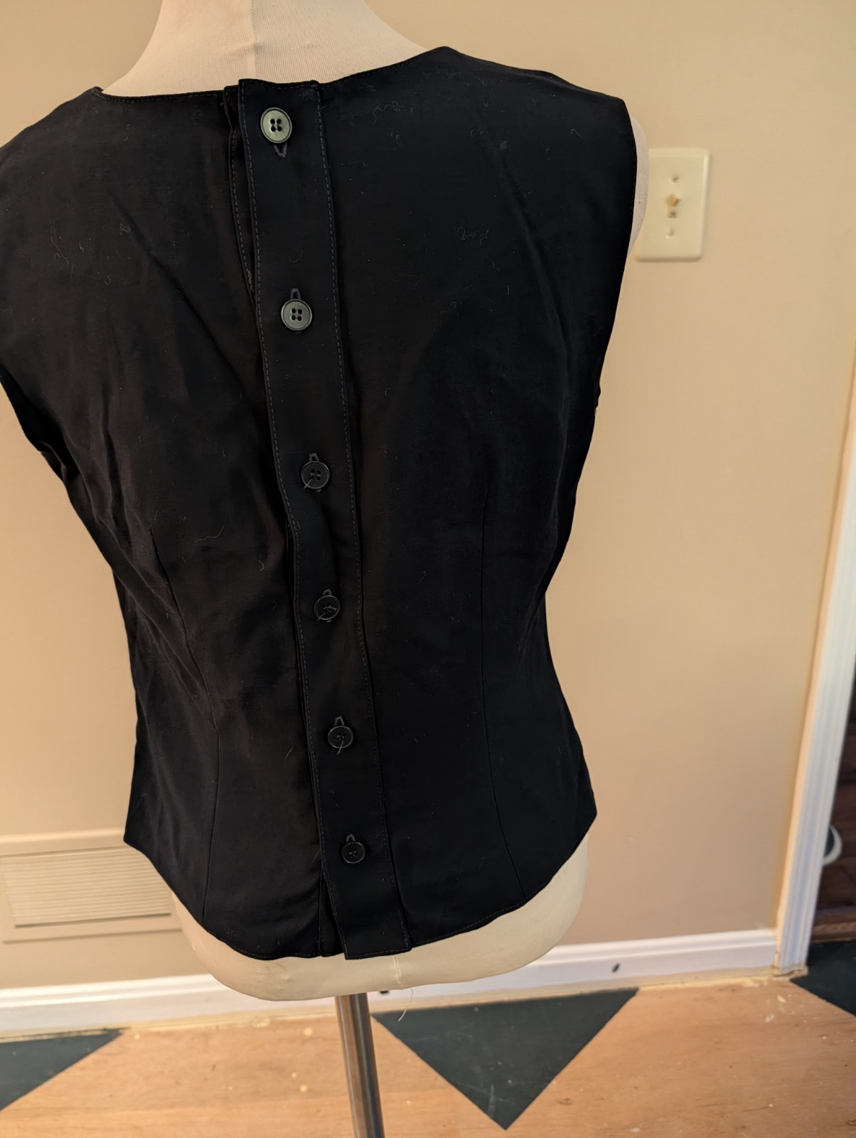 Vintage 1990s Zara Sleeveless Black Top W/Buttons Down The Back