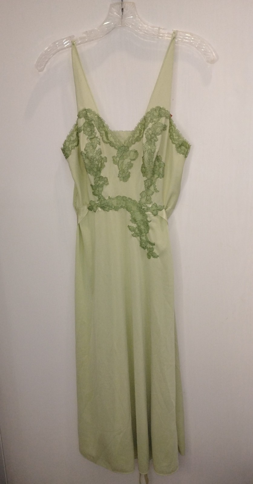 Vintage Von Raalte Chartreuse Sleep Dress w/ Chantilly Lace Appliques