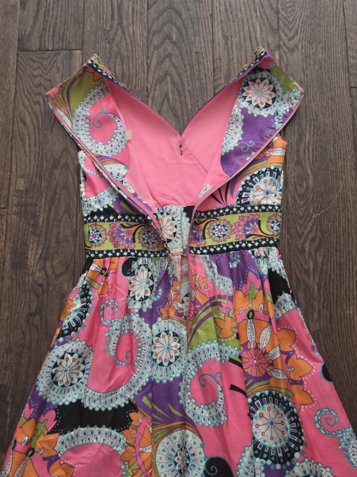 Vintage 70s Psychedelic Paisley Floral Maxi Dress Pink Purple Boho Hippie S
