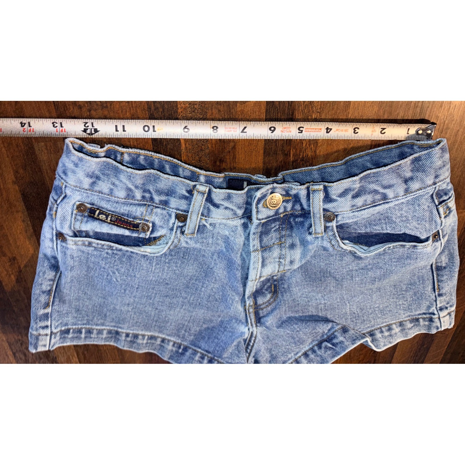 Vintage LEI Life Energy Intelligence Denim Shorts Light Wash Button Fly Size 7