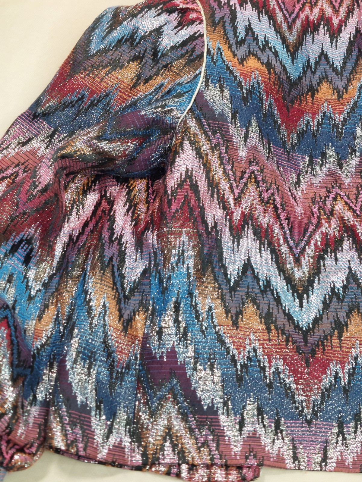 Vintage 80s Metallic Brocade Jacket Womens XS S Cropped Puff Sleeve Ikat Zig Zag