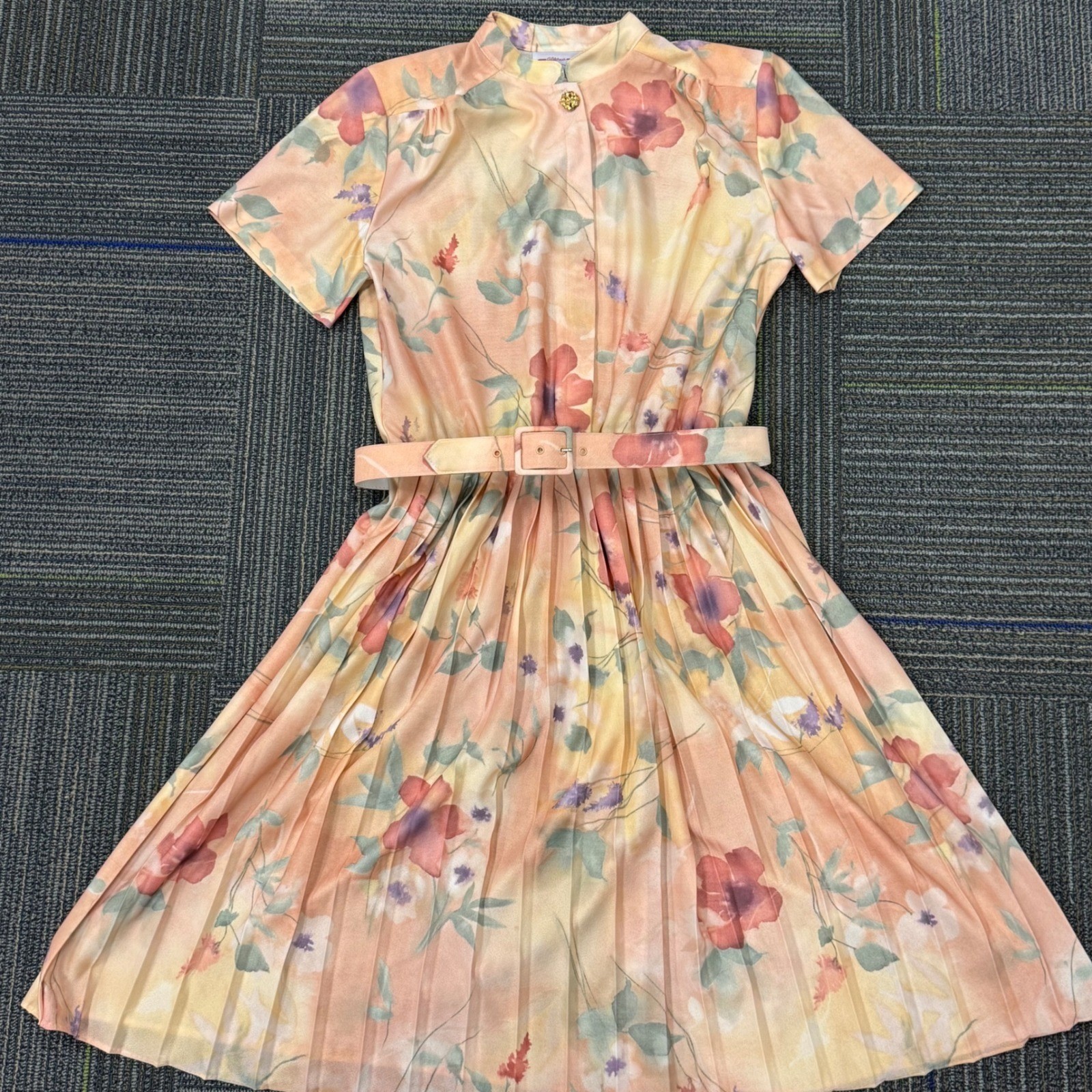 California Looks Floral Midi Dress Womens M Peach Vintage 80s Belted Pleated Exc
