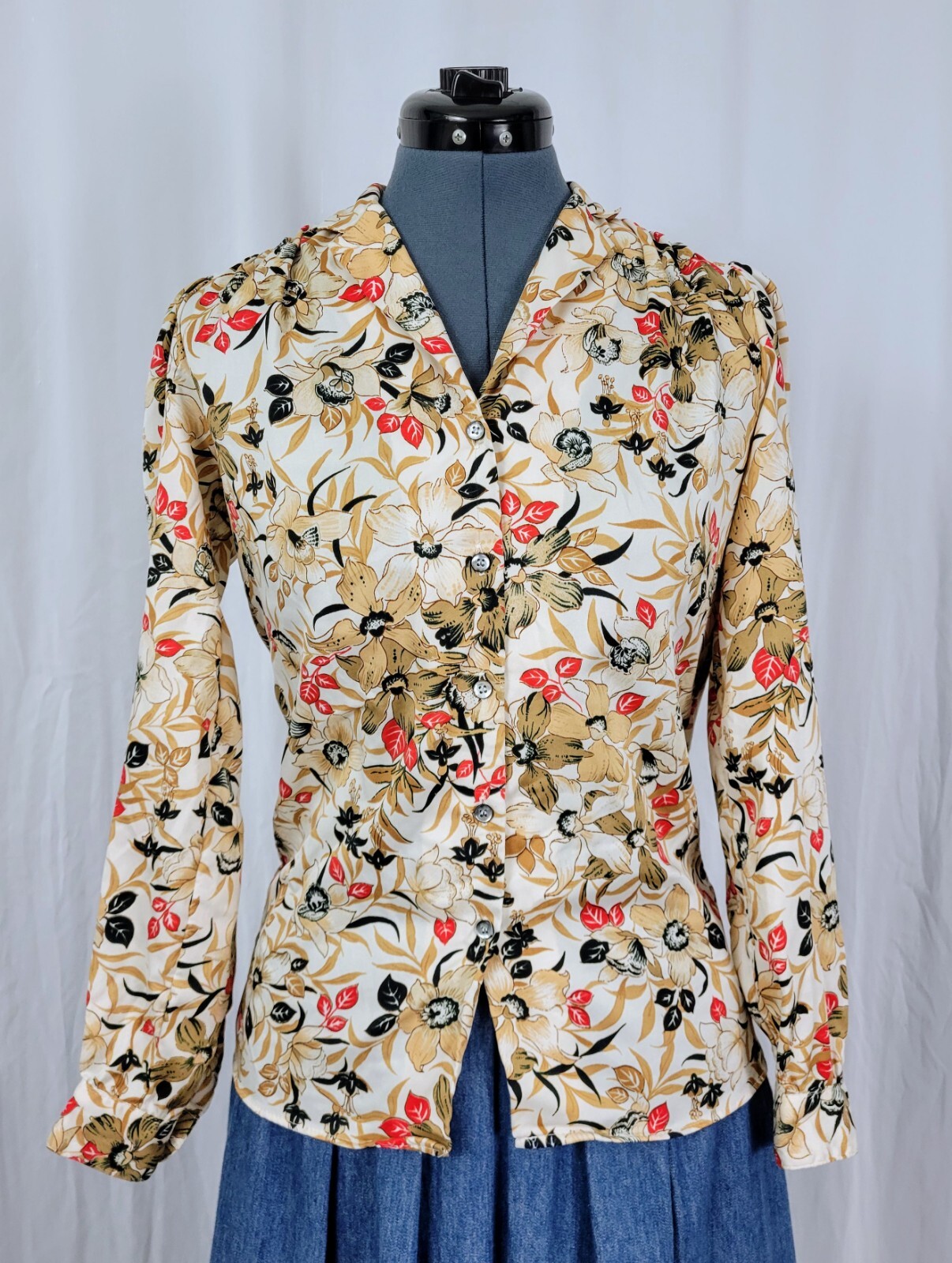 Vintage Levi Strauss Cream Blouse w Tan/Black/Red Florals Size 6