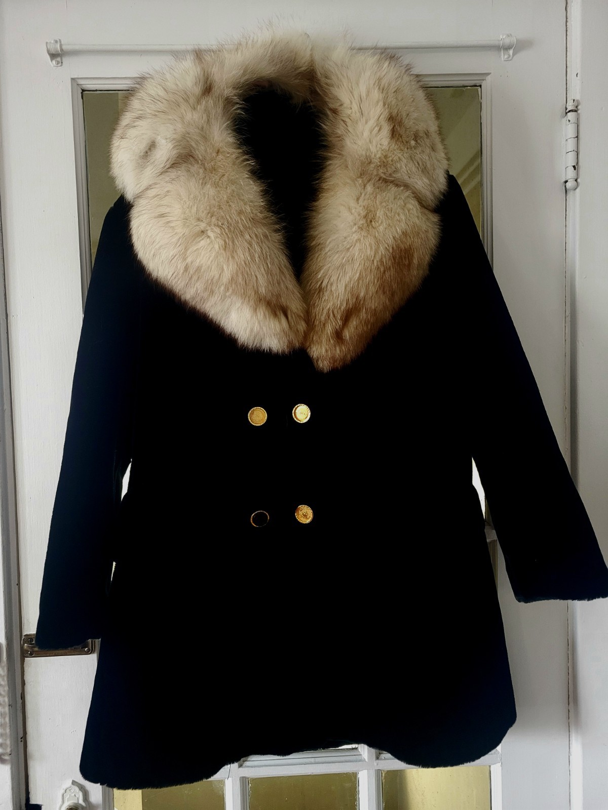 Vintage 1960s Robert Meshekoff fur collar black coat med