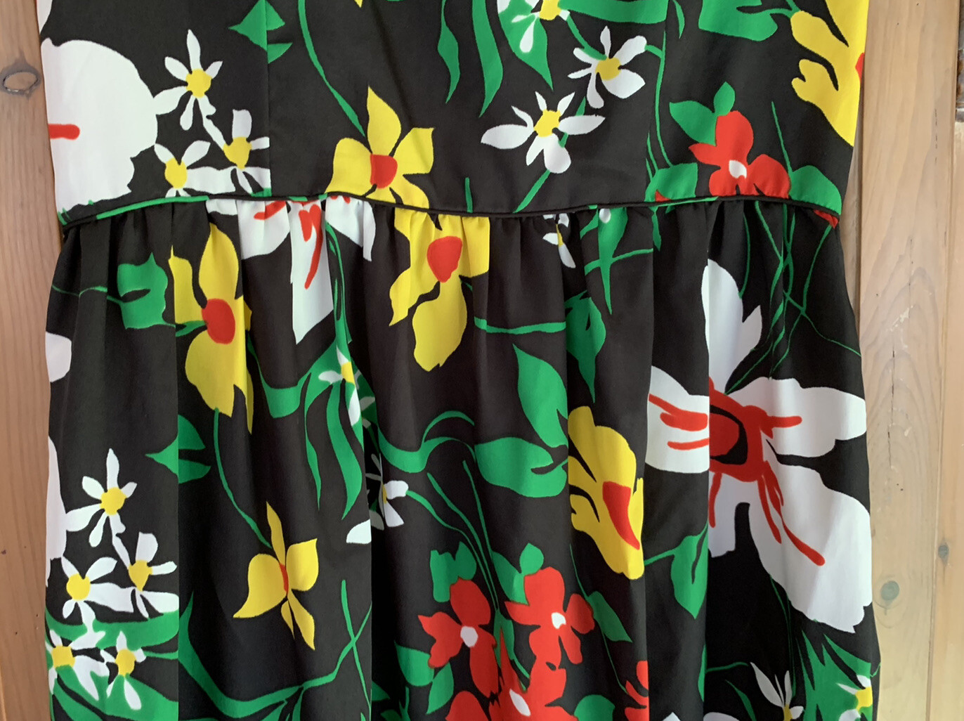 Vintage Concept 70’s by Swirl Black w/Bright Floral Print Maxi Dress *Medium EUC
