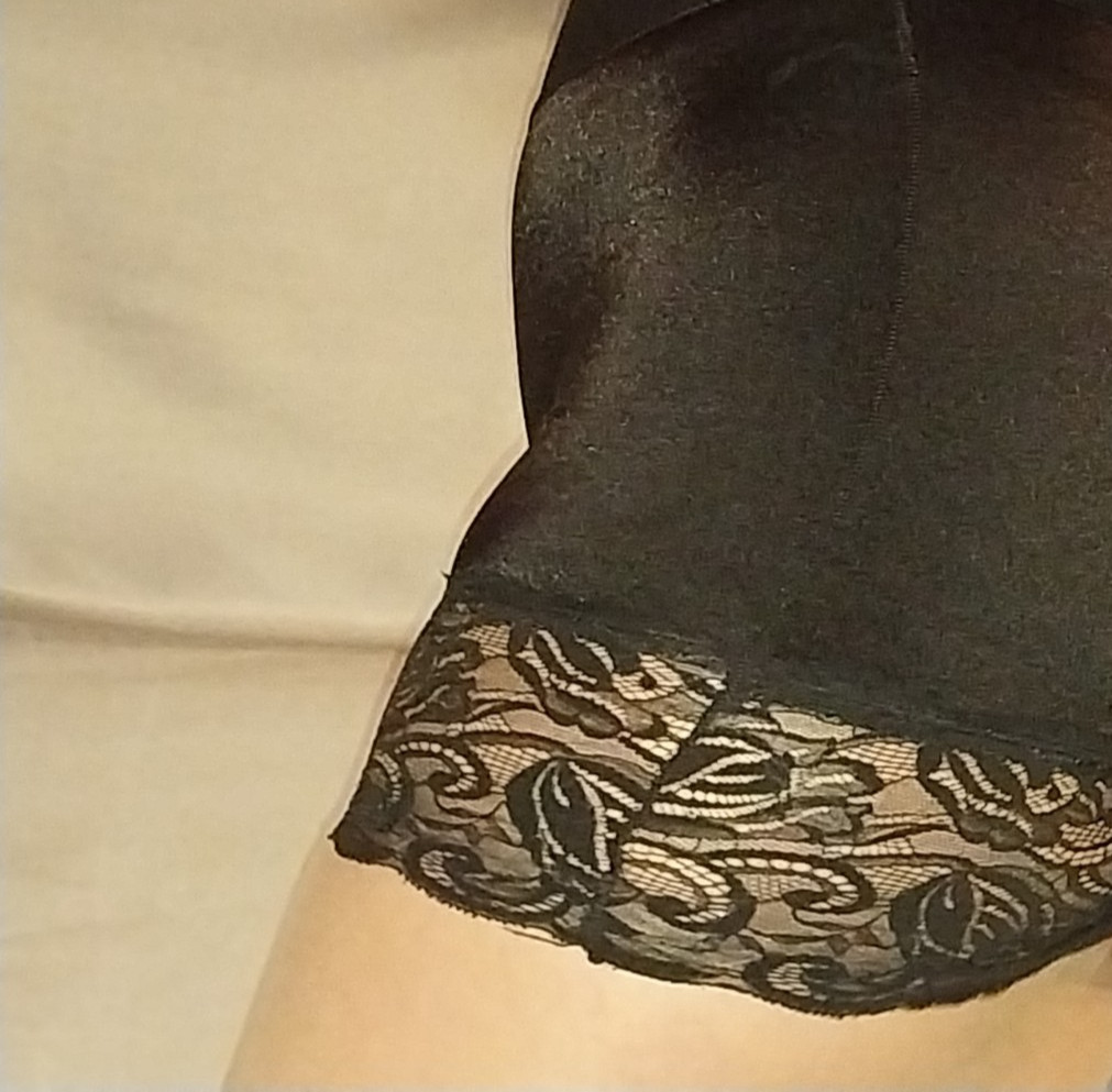 VTG SILKY PANTIES GIRDLE LACE HALF SLIP SHAPER GIRDLE PIN UP S/34″