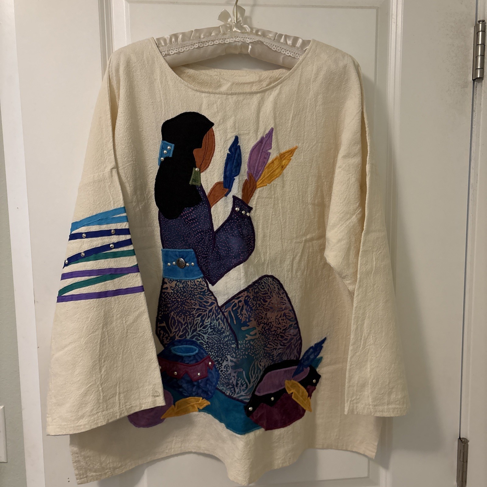 ALFREDO’S WIFE Vtg Ivory Cotton Top w/ Indigenous Woman Appliqué-Art to Wear-L