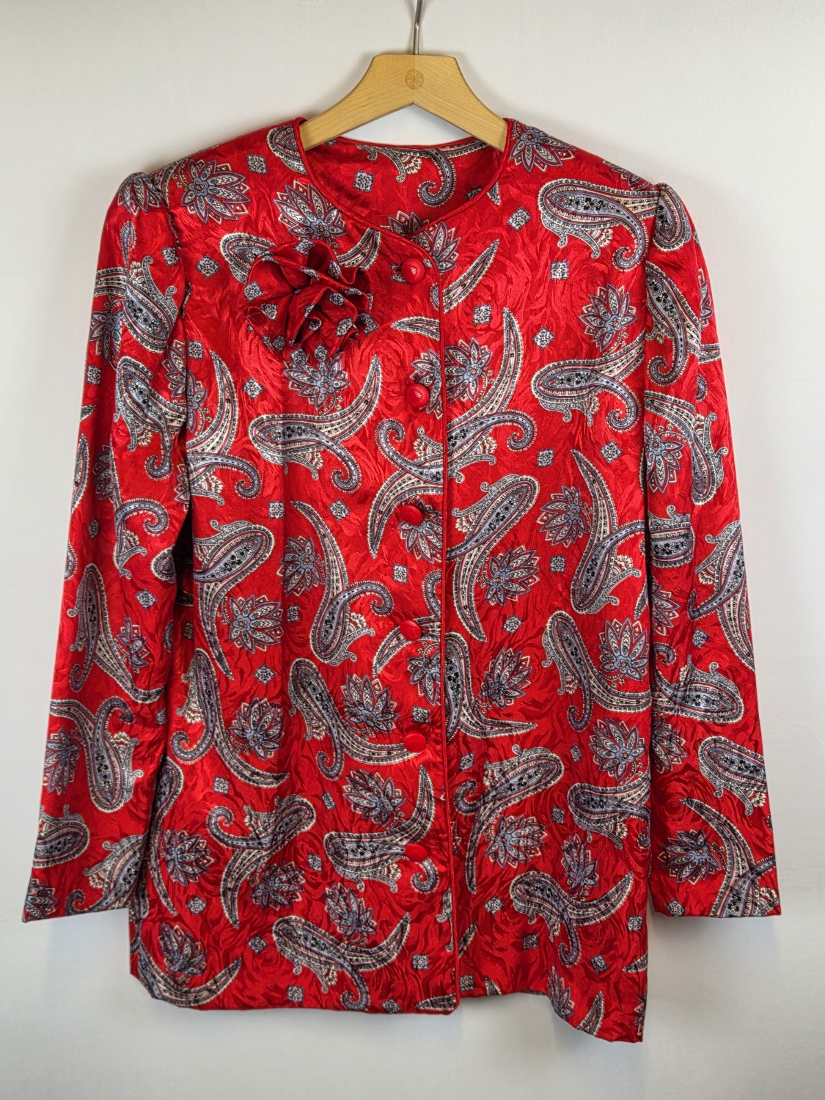 Vintage 80s Red Paisley Jacquard Lined Jacket Blouse Shoulder Pads Flower Brooch