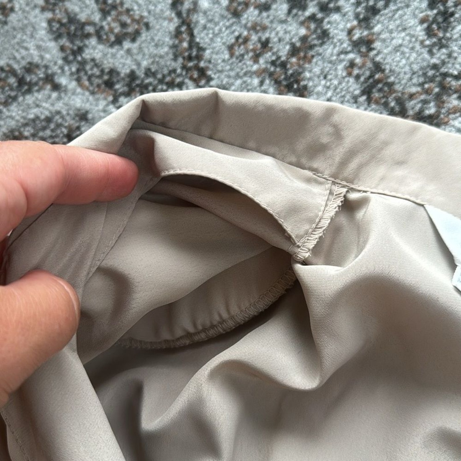 Vintage Susan Hutton Pleated Button Down Blouse Beige 12