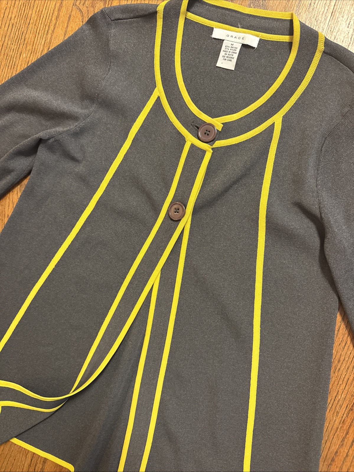 1960s Grace Mod Cardigan Retro Sweater In Grey And Mustard Size Medium EUC