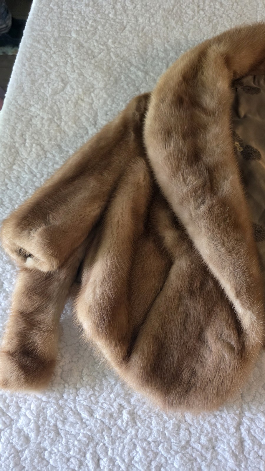 READ Vintage 1950s Genuine Blonde Pastel Mink Fur Capelet Bolero Shawl Collar