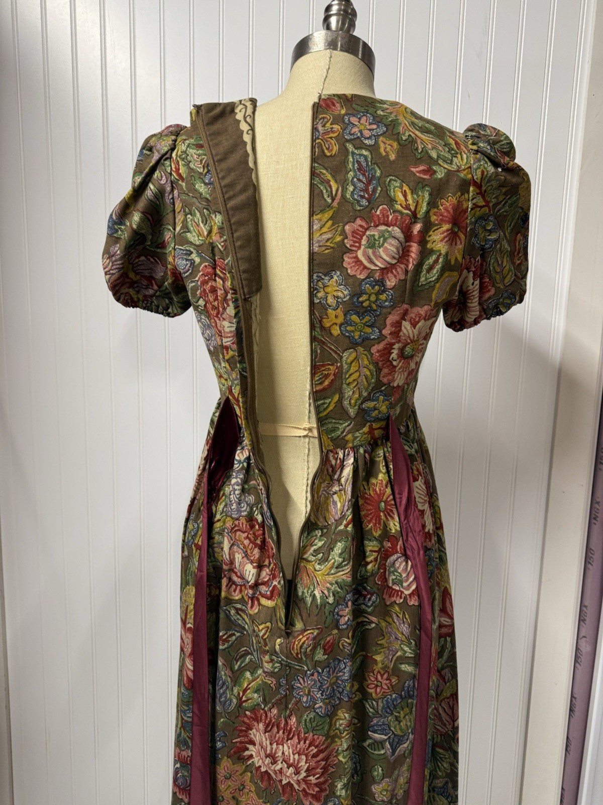 1970s Vintage Young Edwardian by Arpeja Boho Floral Maxi Dress: S