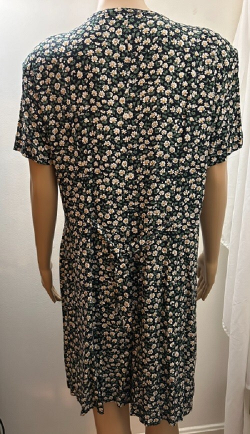 BRETT ALIXANDER Vintage 80s NWT Women’s Size 16 Black Flowered Button Up Romper