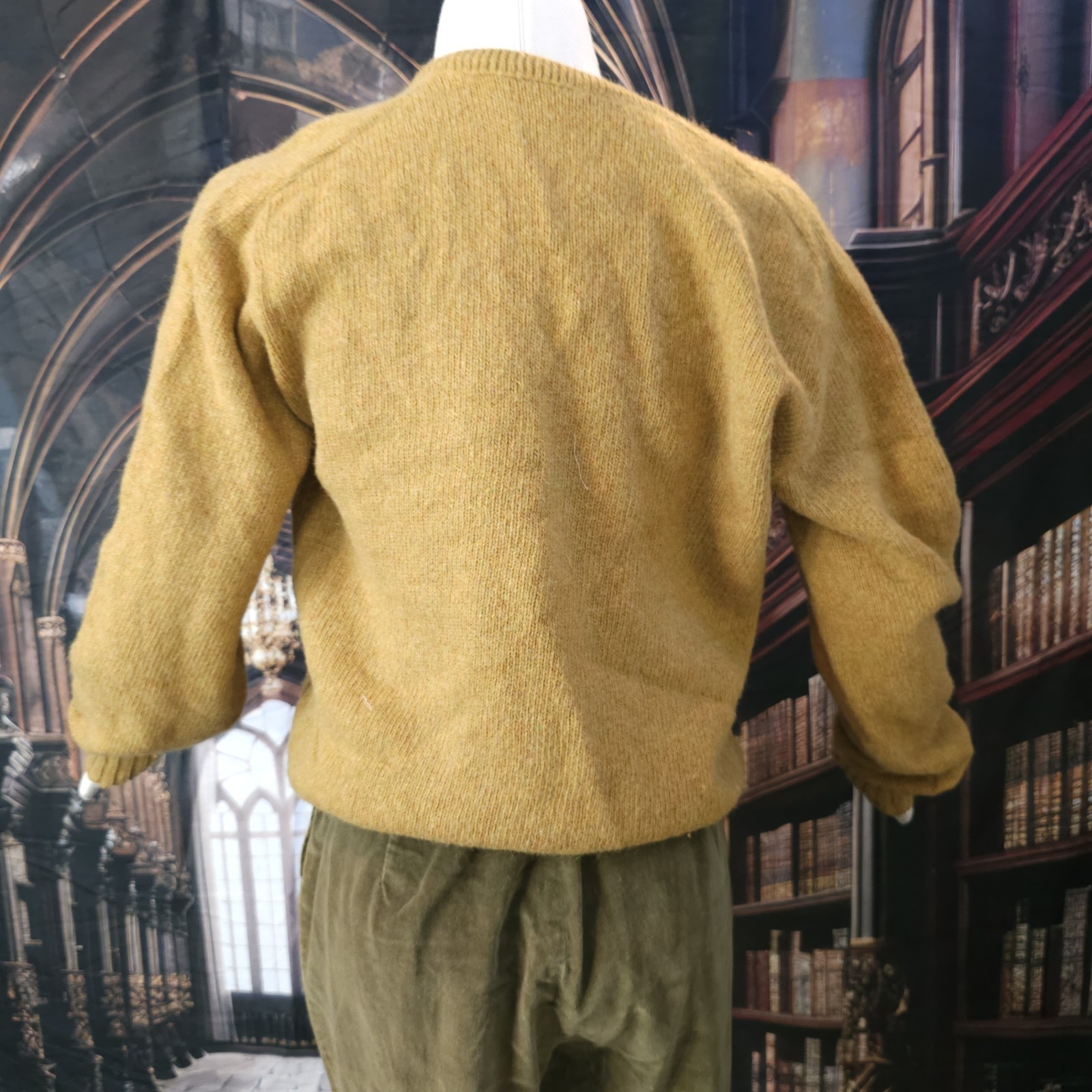Vintage 1970’s Sweater Mustard Yellow V-Neck Pullover Cable Knit