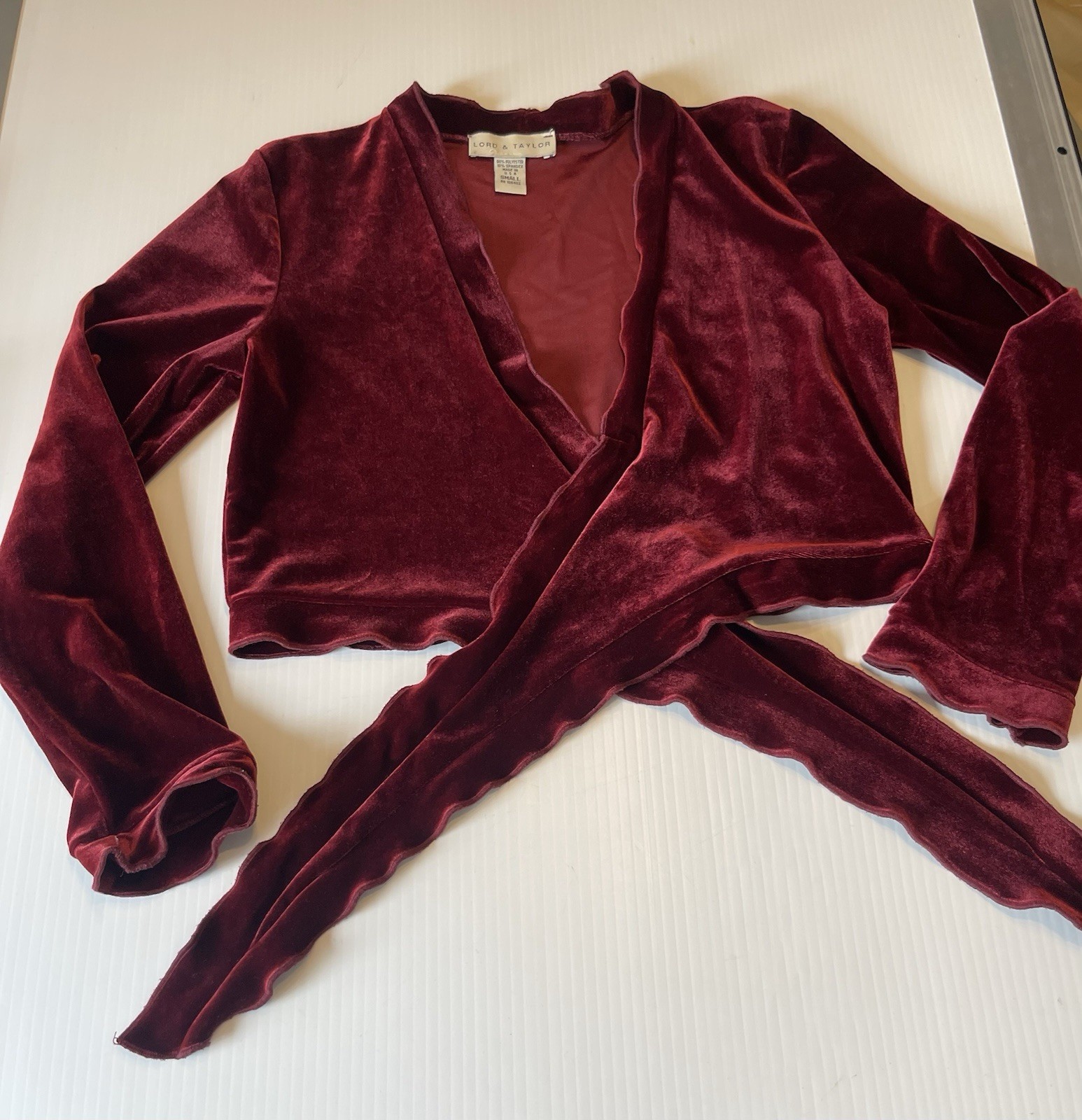Vintage Lord And Taylor Cropped Bolero Shrug Velour Burgandy Cardigan Size Small