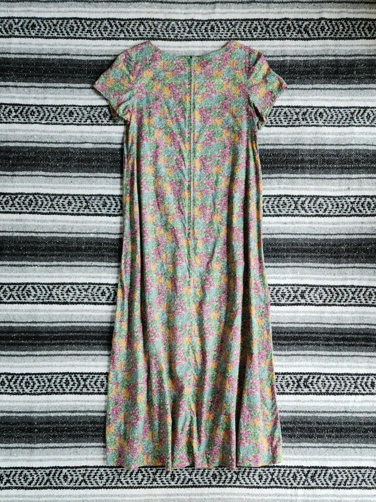 Vtg Unbranded Sz S/M Below Knee Midi Short Sleeve Shift Tent Dress Floral Print