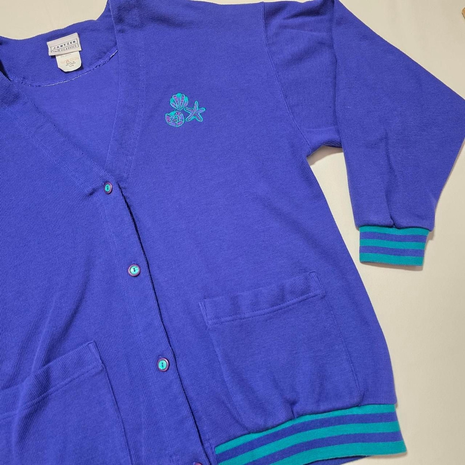 Jantzen Classics women’s size large embroidered seashell and starfish cardigan
