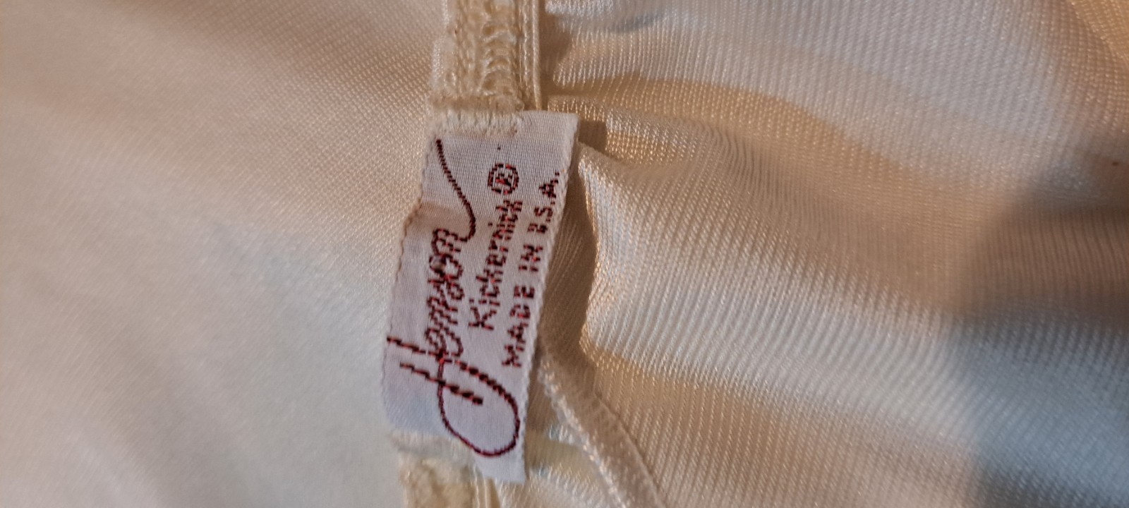 Vtg Henson Kickernick Cream Off White Half Slip Very Nice Wide Lace Sml Lingerie