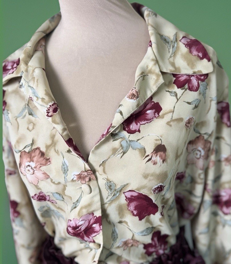 Vintage 90s Floral Print Blouse | Cottagecore | Grandmillenial | Secretary Vibe