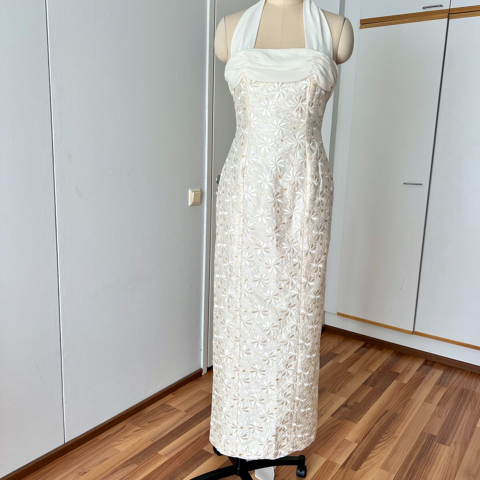 100% Silk Vintage Halter Neck Wedding Dress Minimalist Backless Bridal Gown EU38