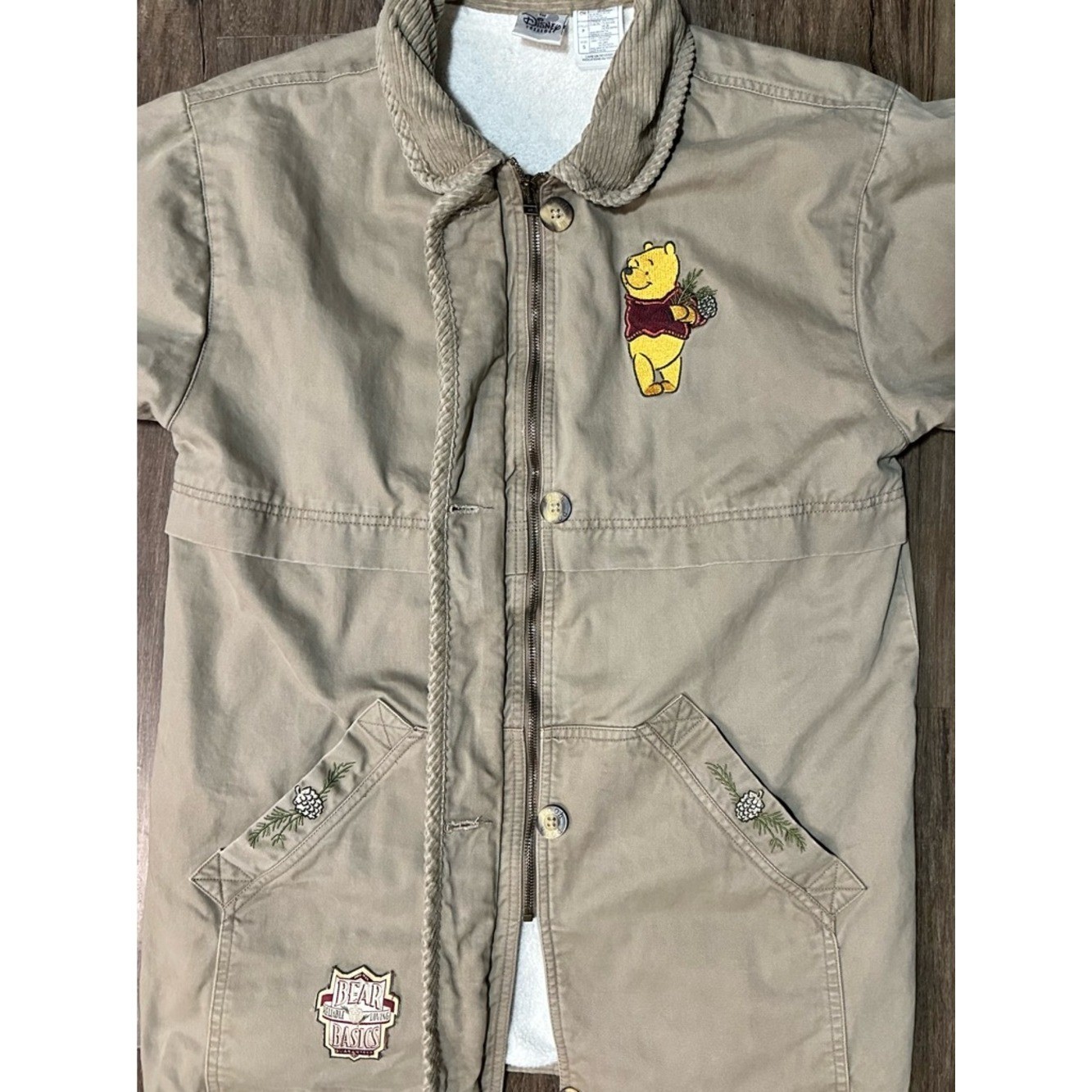 RARE Vintage 1990s Winnie The Pooh Barn Jacket in Excellent Condition. Size S