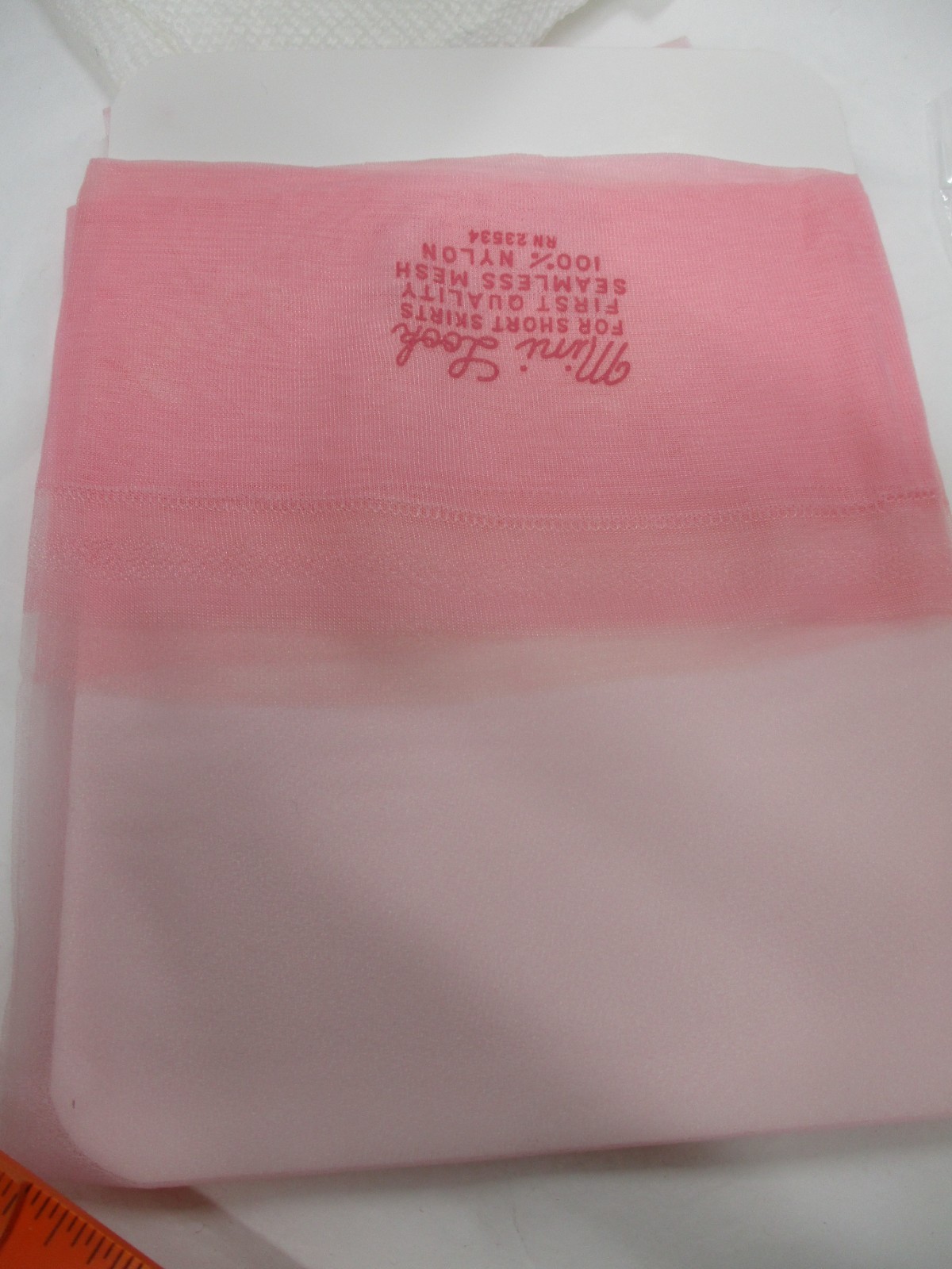 1PR VINTAGE UNBRANDED RT SHEER MICRO MESH NYLON STOCKINGS SIZE 11 LONG 36″ PINK