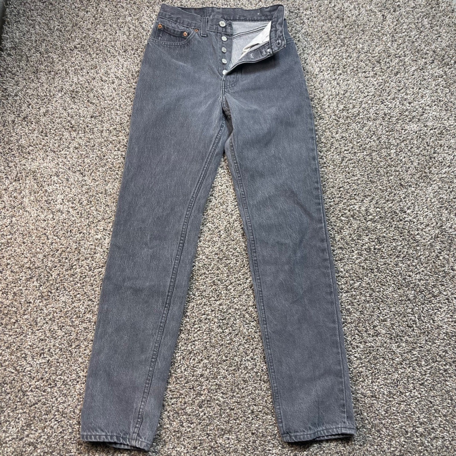 Vintage Levi’s 501 Women’s 22×31 Jeans USA Made Black High Waisted Straight