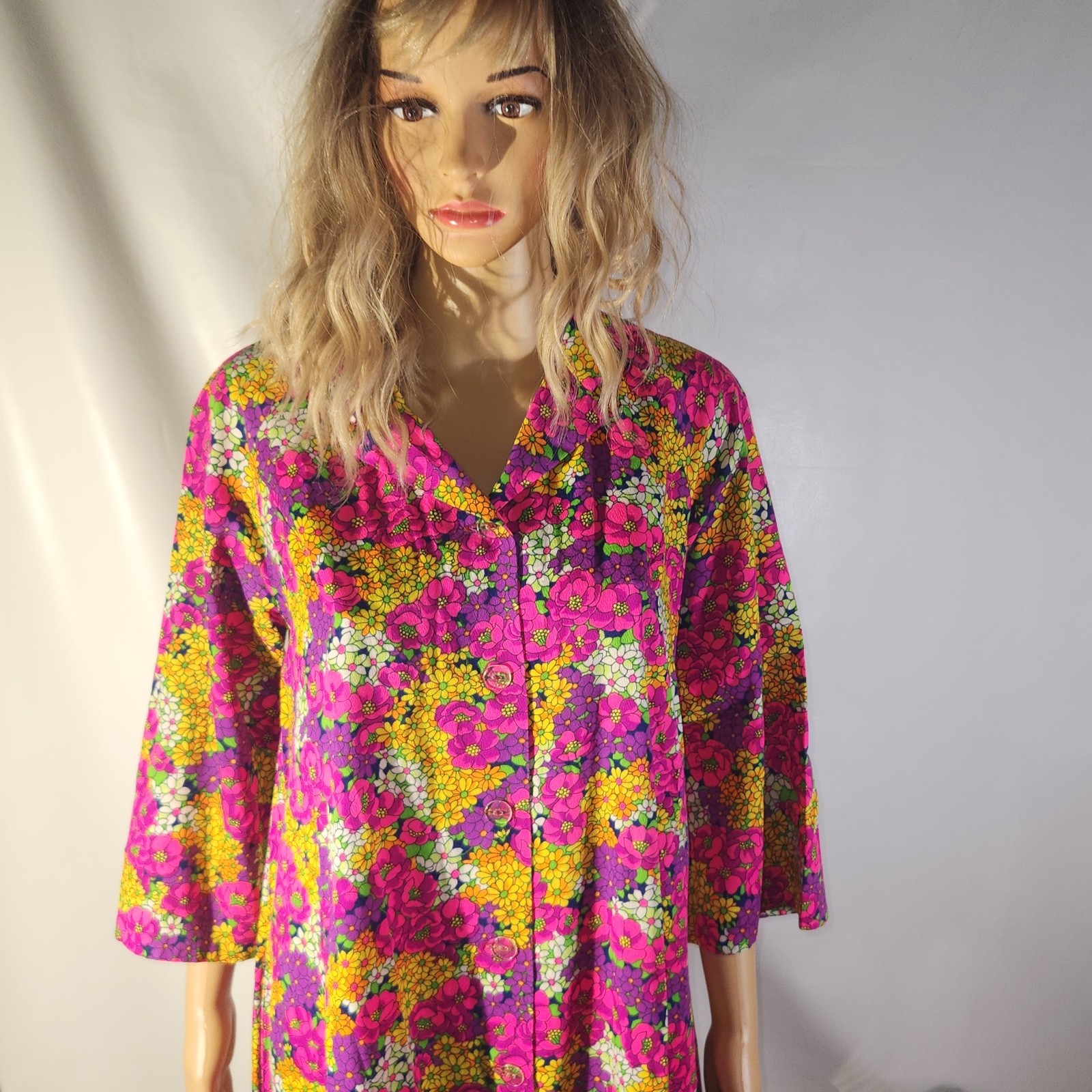 Vintage 60s Floral Flower Power Iconic Psychedelic House Coat Dress Maxi Robe