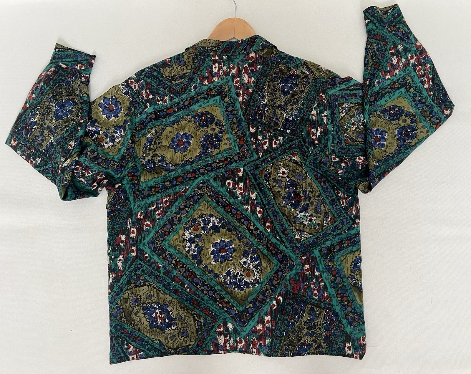 Vintage 80 LASSERRE Paris Floral Green Top Blouse Sz 44/12 US France Luxury Soft