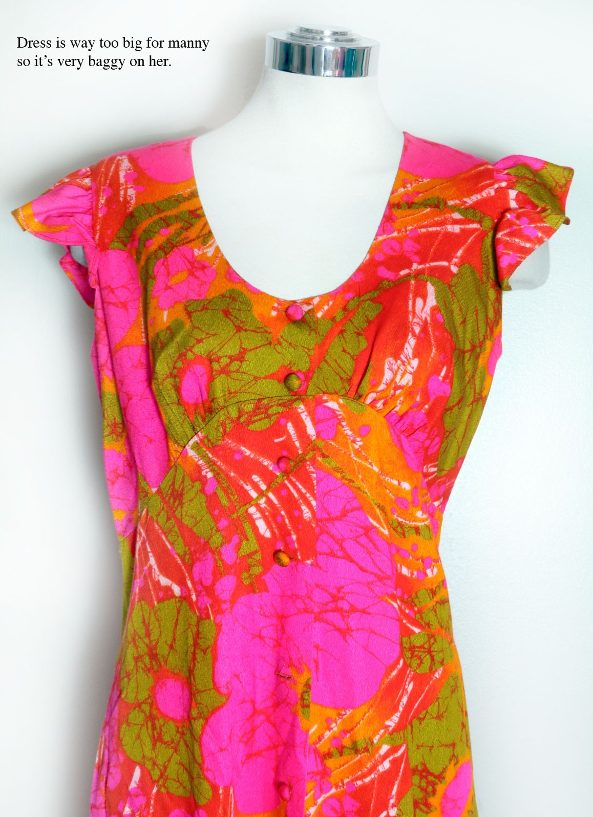 1960’s Fumi’s Hawaiian Dress Hot Pink Floral MOD Honolulu Long maxi vintage