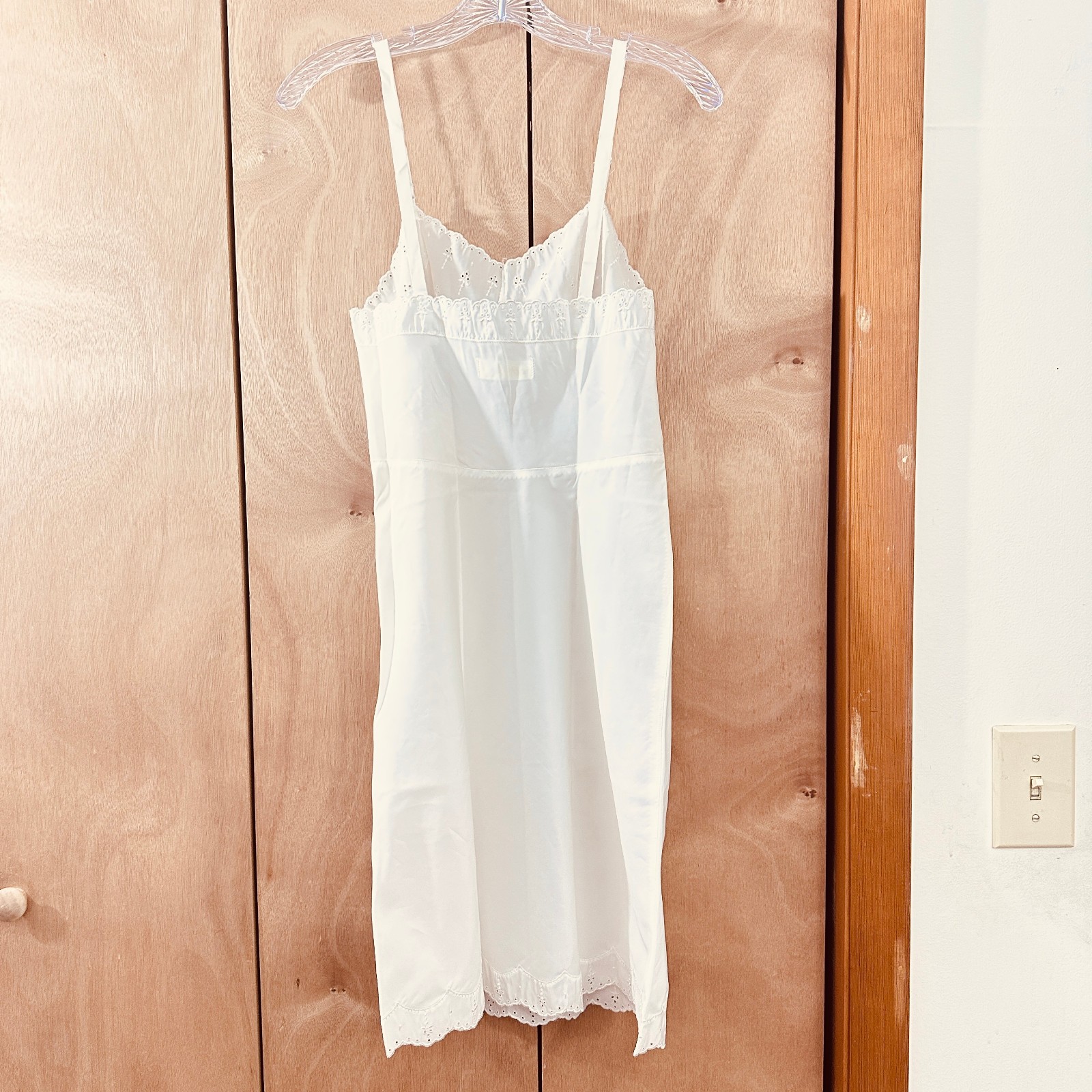 1950s Barbizon Flirt Off White Full Slip Taffeta 32 AV Side Zip Tafredda Flaws
